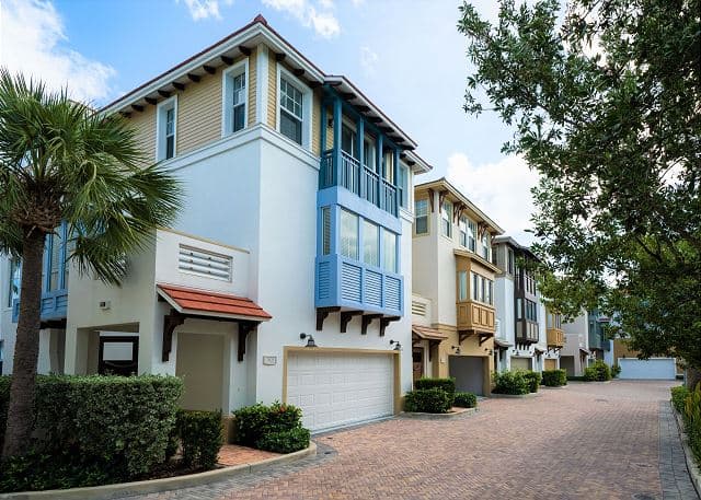 Residence 21 at Marlin Bay — photo 3: 3 bedroom waterfront home, Marathon FL