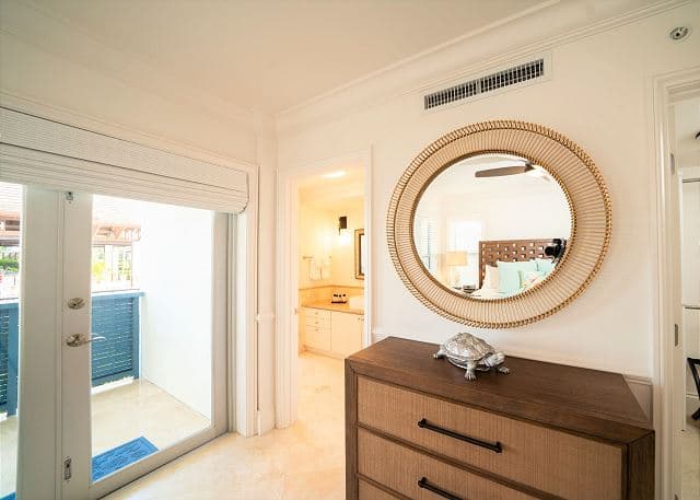 Residence 21 at Marlin Bay — photo 8: 3 bedroom waterfront home, Marathon FL