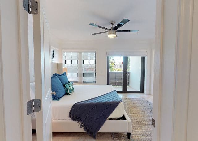 Residence 23 at Marlin Bay — photo 6: 3 bedroom waterfront home, Marathon FL