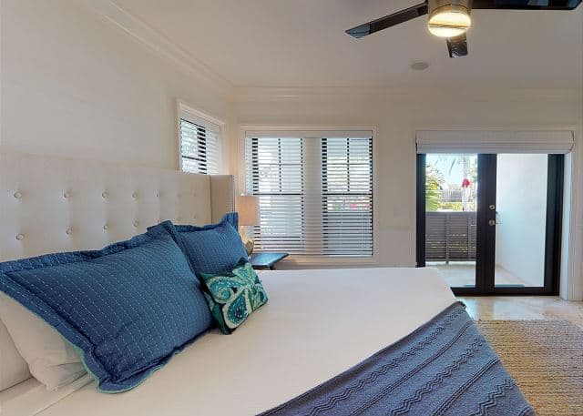Residence 23 at Marlin Bay — photo 2: 3 bedroom waterfront home, Marathon FL