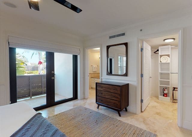 Residence 23 at Marlin Bay — photo 7: 3 bedroom waterfront home, Marathon FL