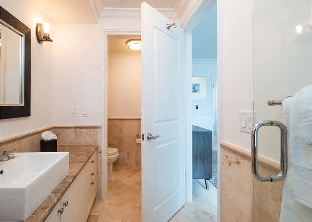 Residence 24 at Marlin Bay — photo 8: 3 bedroom waterfront home, Marathon FL