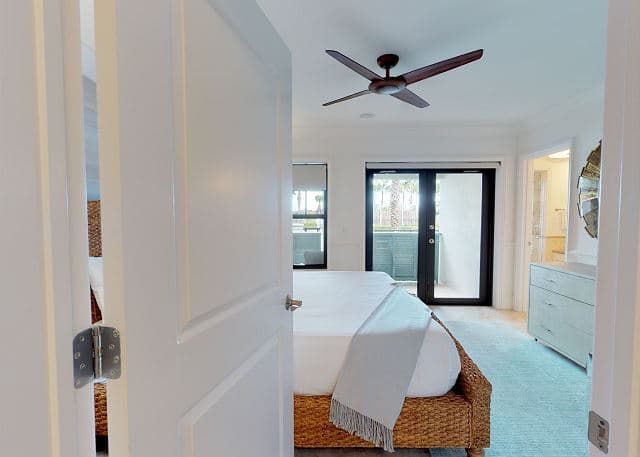 Residence 25 at Marlin Bay — photo 6: 3 bedroom waterfront home, Marathon FL