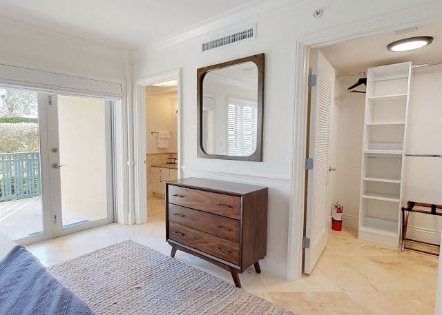 Residence 26 at Marlin Bay — photo 6: 3 bedroom waterfront home, Marathon FL