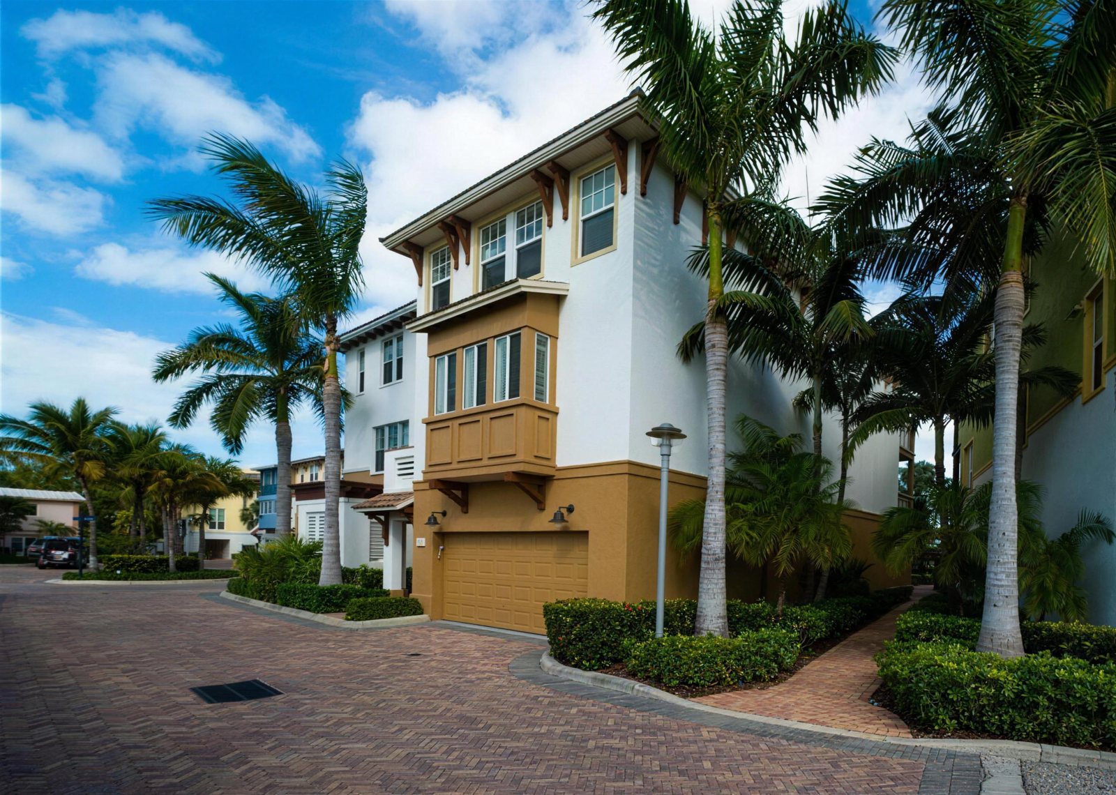 Residence 27 at Marlin Bay Yacht Club — 3 bedroom waterfront home in Marathon, Florida Keys